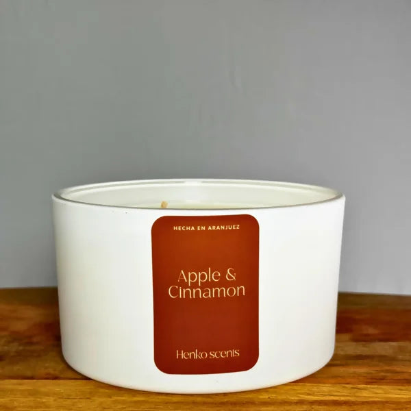 Vela Apple&Cinnamon – Tradición que reconforta