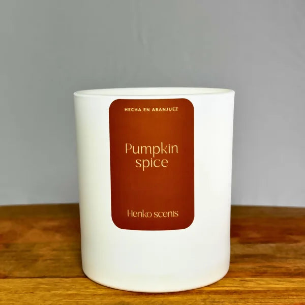 Vela Pumpkin Spice – Un abrazo especiado y reconfortante